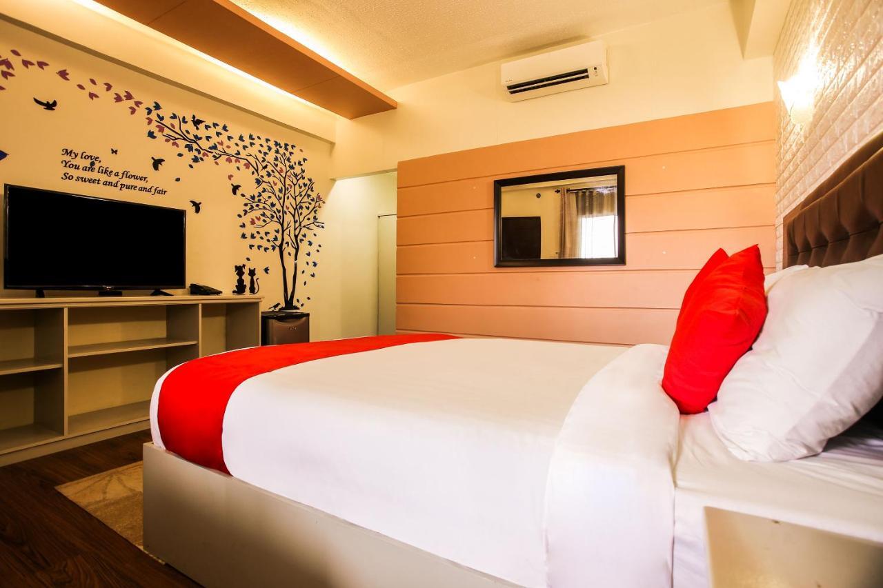 Super Oyo Capital O 786 Kwe Hotel And Resort Анхелес Екстериор снимка