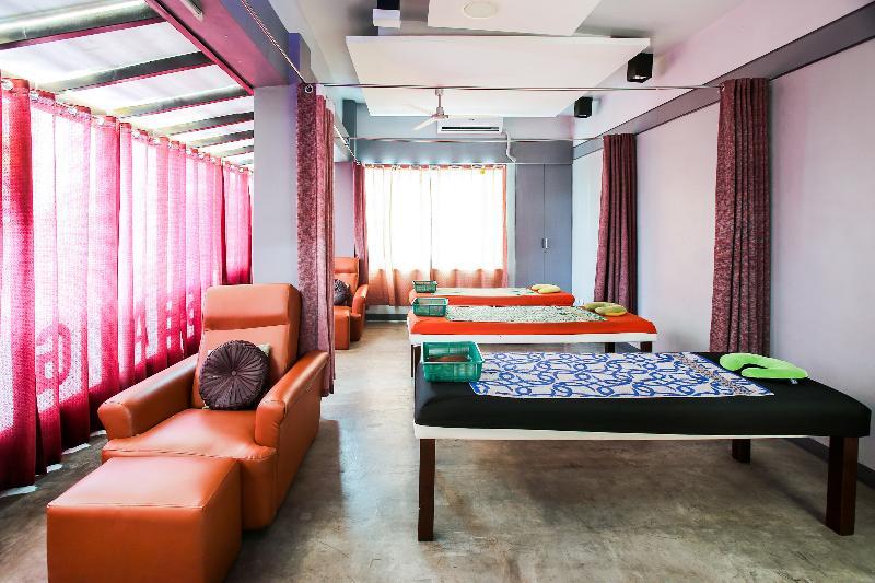 Super Oyo Capital O 786 Kwe Hotel And Resort Анхелес Екстериор снимка